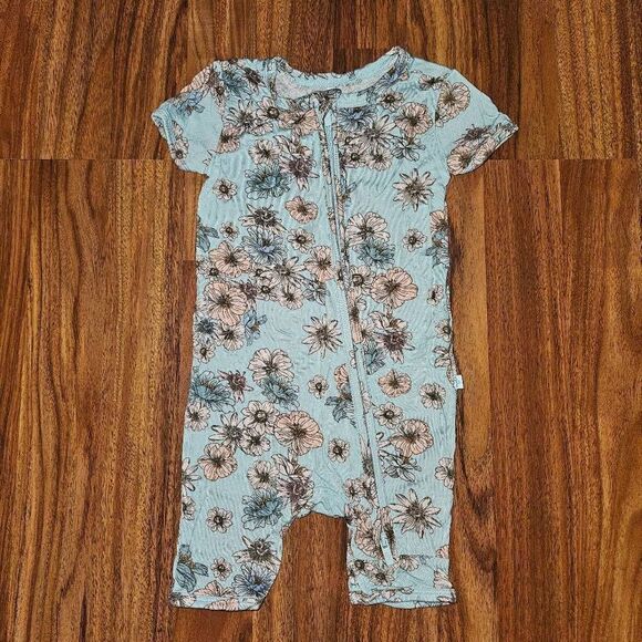 Posh Peanut Blue and Pink Floral Bamboo Zipper Short Romper Baby Size 9-12 Month - Picture 1 of 5